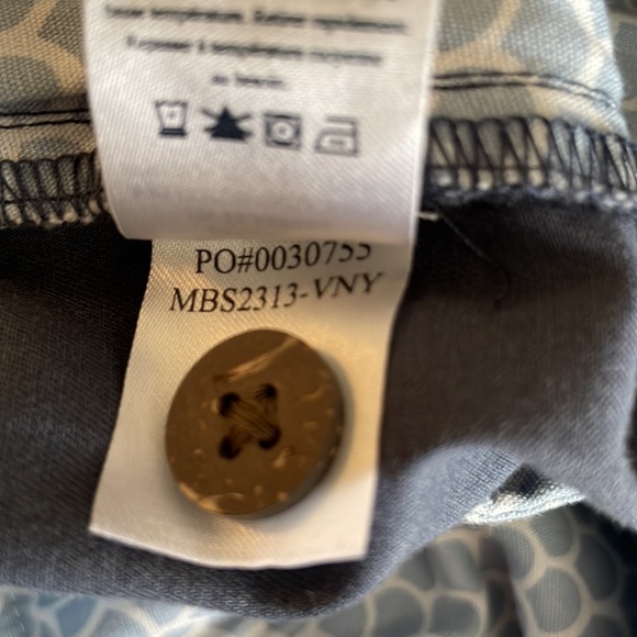 FAHERTY Island Life Shorts Size 40, NWT - Picture 11 of 11